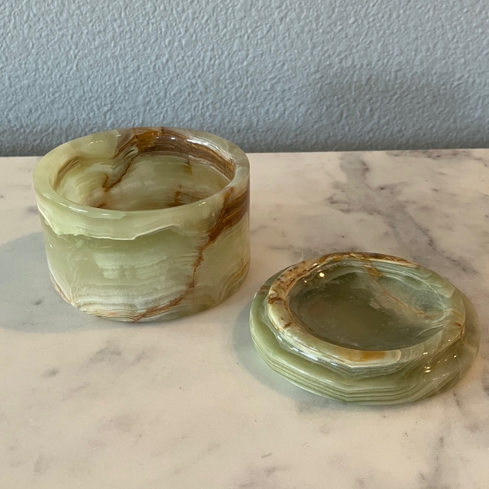 Green Onyx Decorative Trinket Box - Picture 2 of 11